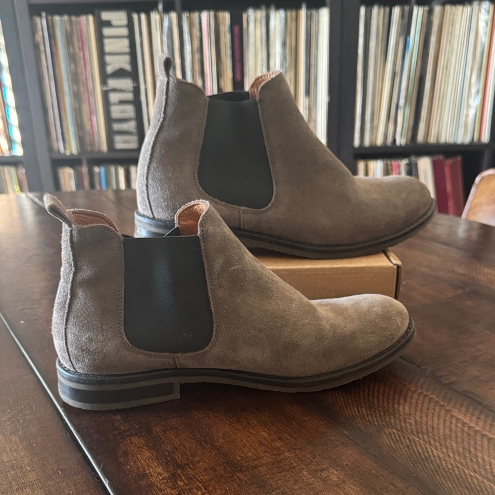 Jack Wills  Chelsea Boots - Taupe